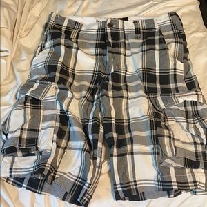Hurley black + white plaid shorts